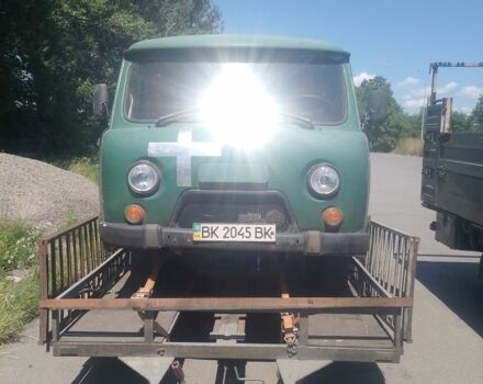 Жовтий УАЗ 3962, об'ємом двигуна 2.4 л та пробігом 370 тис. км за 2000 $, фото 1 на Automoto.ua