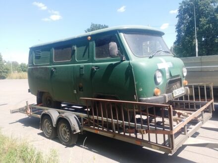Жовтий УАЗ 3962, об'ємом двигуна 2.4 л та пробігом 370 тис. км за 2000 $, фото 1 на Automoto.ua