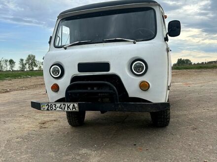 УАЗ 452 2000 в Чернигове на Automoto.ua Белый УАЗ 452, объемом двигателя 24 л и пробегом 200 тыс. км за 2600 $, фото 1 на Automoto.ua