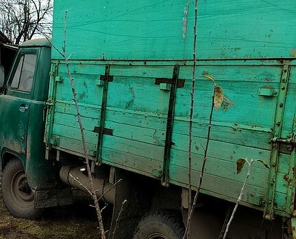 УАЗ 452, объемом двигателя 2.4 л и пробегом 0 тыс. км за 1500 $, фото 1 на Automoto.ua