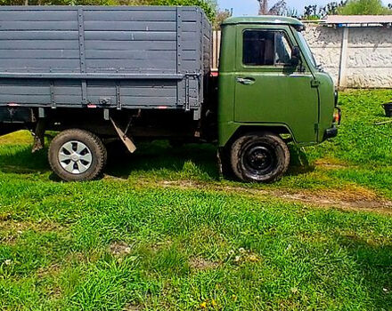 УАЗ 452, объемом двигателя 2.4 л и пробегом 0 тыс. км за 1500 $, фото 1 на Automoto.ua