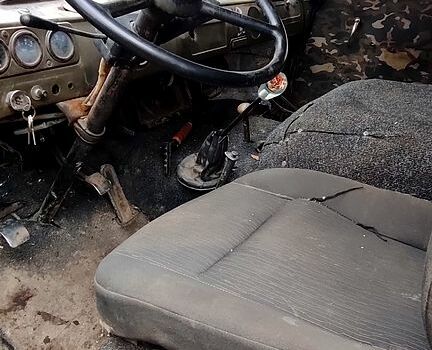 УАЗ 452, объемом двигателя 4.2 л и пробегом 0 тыс. км за 3500 $, фото 6 на Automoto.ua