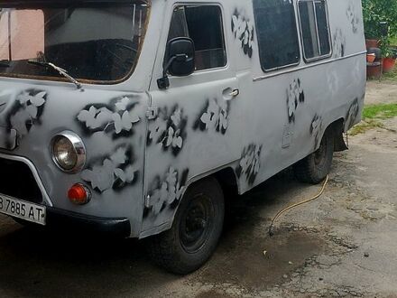 УАЗ 452 1992 в Чернигове на Automoto.ua УАЗ 452, объемом двигателя 2.4 л и пробегом 320 тыс. км за 1600 $, фото 1 на Automoto.ua