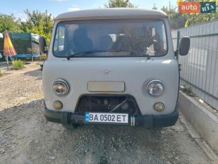 Сірий УАЗ 452 пас, об'ємом двигуна 2.45 л та пробігом 150 тис. км за 2000 $, фото 1 на Automoto.ua