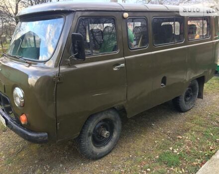 Зелений УАЗ 452 пас, об'ємом двигуна 2.4 л та пробігом 200 тис. км за 2200 $, фото 2 на Automoto.ua