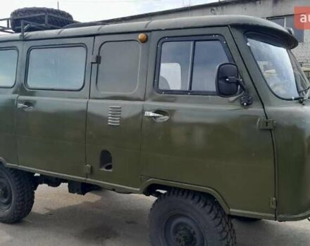 Зелений УАЗ 452 пас, об'ємом двигуна 2.7 л та пробігом 65 тис. км за 2800 $, фото 3 на Automoto.ua