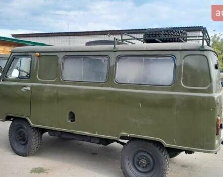 Зелений УАЗ 452 пас, об'ємом двигуна 2.7 л та пробігом 65 тис. км за 2800 $, фото 1 на Automoto.ua