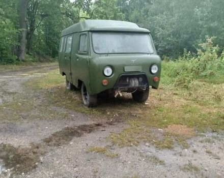Зелений УАЗ 452 пас, об'ємом двигуна 2.5 л та пробігом 25 тис. км за 1700 $, фото 1 на Automoto.ua