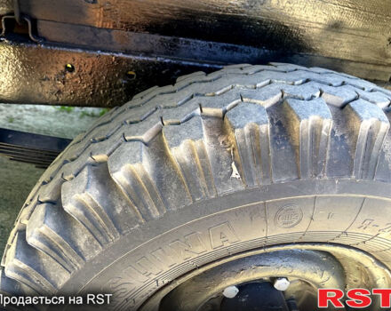 Желтый УАЗ 452, объемом двигателя 2.4 л и пробегом 87 тыс. км за 1350 $, фото 9 на Automoto.ua