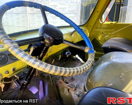 Желтый УАЗ 452, объемом двигателя 2.4 л и пробегом 87 тыс. км за 1350 $, фото 8 на Automoto.ua