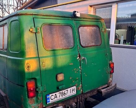 Зеленый УАЗ 452, объемом двигателя 2.5 л и пробегом 500 тыс. км за 1100 $, фото 2 на Automoto.ua