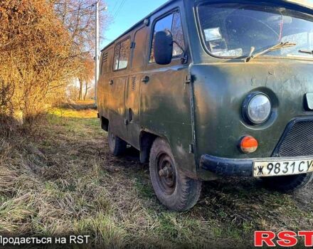 Зеленый УАЗ 452, объемом двигателя 2.4 л и пробегом 0 тыс. км за 1000 $, фото 1 на Automoto.ua