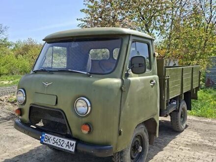 УАЗ 452 1974 в Луцке на Automoto.ua Зеленый УАЗ 452, объемом двигателя 2.5 л и пробегом 16 тыс. км за 2500 $, фото 1 на Automoto.ua