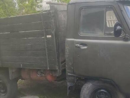 Зеленый УАЗ 452, объемом двигателя 2.4 л и пробегом 100 тыс. км за 1200 $, фото 1 на Automoto.ua