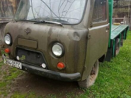 УАЗ 452 1980 в Ужгороде на Automoto.ua Зеленый УАЗ 452, объемом двигателя 0 л и пробегом 236 тыс. км за 2046 $, фото 1 на Automoto.ua