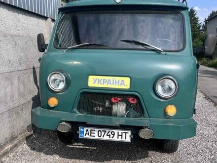 УАЗ 452 1984 у Дніпро (Дніпропетровську) на Automoto.ua Зелений УАЗ 452, об'ємом двигуна 2.45 л та пробігом 198 тис. км за 2890 $, фото 1 на Automoto.ua