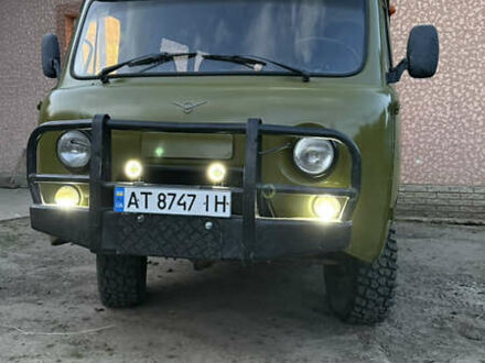 УАЗ 452В 2003 у Івано-Франківську на Automoto.ua Зелений УАЗ 452В, об'ємом двигуна 2.45 л та пробігом 89 тис. км за 3999 $, фото 1 на Automoto.ua