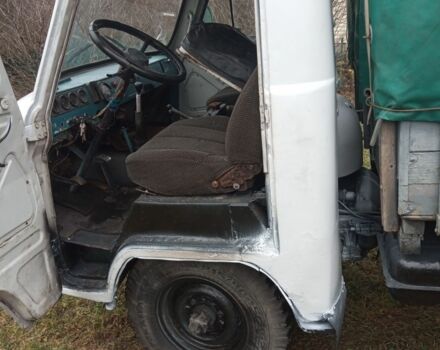 Белый УАЗ 469, объемом двигателя 2 л и пробегом 10 тыс. км за 1850 $, фото 2 на Automoto.ua