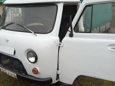 Белый УАЗ 469, объемом двигателя 2 л и пробегом 10 тыс. км за 1850 $, фото 1 на Automoto.ua