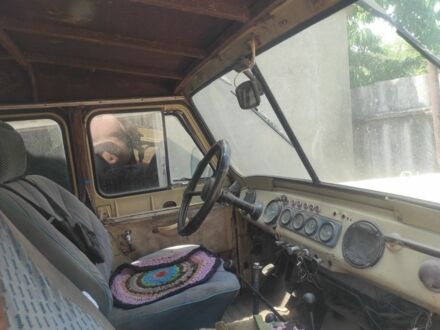 УАЗ 469 1990 у Арбузинке на Automoto.ua Бежевий УАЗ 469, об'ємом двигуна 0 л та пробігом 9 тис. км за 725 $, фото 1 на Automoto.ua