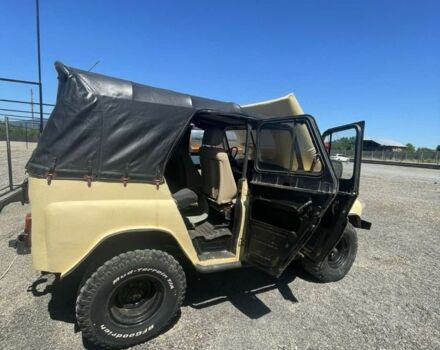 Бежевий УАЗ 469, об'ємом двигуна 2.5 л та пробігом 150 тис. км за 1750 $, фото 1 на Automoto.ua