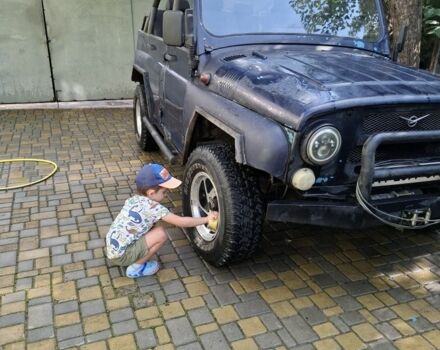 Синий УАЗ 469, объемом двигателя 2.4 л и пробегом 100 тыс. км за 2200 $, фото 1 на Automoto.ua