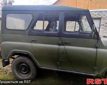 Зеленый УАЗ 469, объемом двигателя 24 л и пробегом 200 тыс. км за 2500 $, фото 2 на Automoto.ua