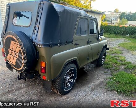 Зеленый УАЗ 469, объемом двигателя 2.4 л и пробегом 3 тыс. км за 4999 $, фото 2 на Automoto.ua