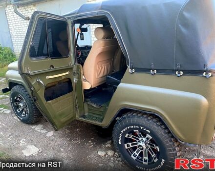 Зеленый УАЗ 469, объемом двигателя 2.4 л и пробегом 3 тыс. км за 4999 $, фото 5 на Automoto.ua