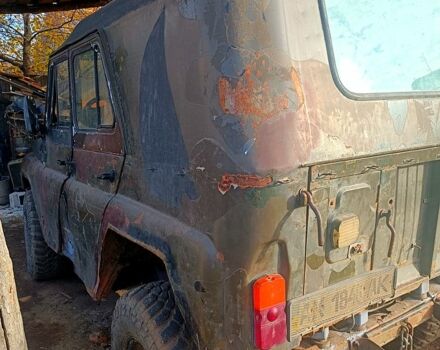 Зеленый УАЗ 469, объемом двигателя 2.5 л и пробегом 250 тыс. км за 1300 $, фото 1 на Automoto.ua