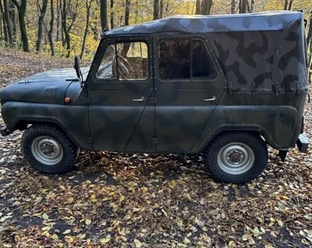 Зеленый УАЗ 469, объемом двигателя 2.4 л и пробегом 30 тыс. км за 2850 $, фото 1 на Automoto.ua