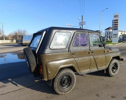 Зеленый УАЗ 469, объемом двигателя 2.4 л и пробегом 215 тыс. км за 1400 $, фото 1 на Automoto.ua