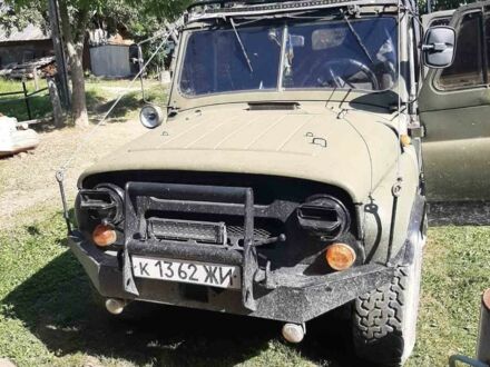 Зелений УАЗ 469, об'ємом двигуна 2.4 л та пробігом 1 тис. км за 3200 $, фото 1 на Automoto.ua