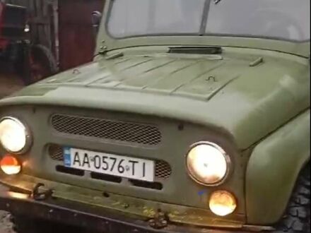 Зелений УАЗ 469, об'ємом двигуна 2.45 л та пробігом 53 тис. км за 1400 $, фото 1 на Automoto.ua