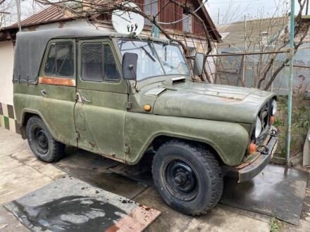 Зеленый УАЗ 469, объемом двигателя 2.4 л и пробегом 728 тыс. км за 2000 $, фото 1 на Automoto.ua