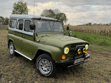 Зелений УАЗ 469, об'ємом двигуна 2.4 л та пробігом 170 тис. км за 2850 $, фото 1 на Automoto.ua