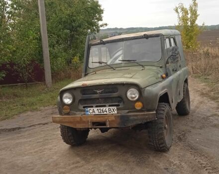 Зеленый УАЗ 469, объемом двигателя 2.4 л и пробегом 100 тыс. км за 2500 $, фото 1 на Automoto.ua