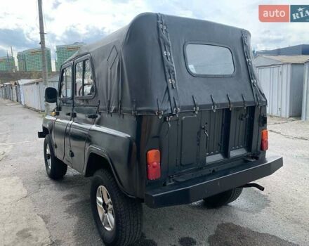 Зелений УАЗ 469, об'ємом двигуна 2.4 л та пробігом 10 тис. км за 2999 $, фото 1 на Automoto.ua