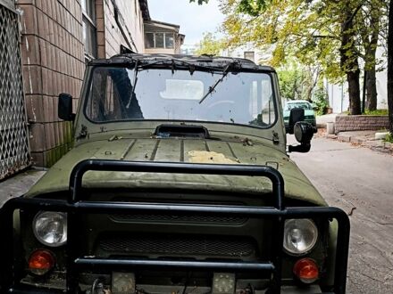 Зелений УАЗ 469, об'ємом двигуна 2.4 л та пробігом 888 тис. км за 2421 $, фото 1 на Automoto.ua