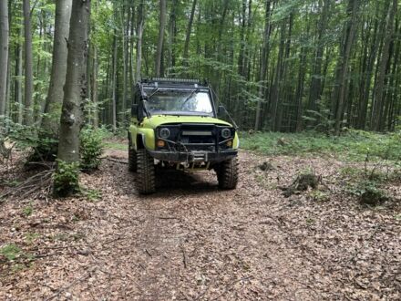 Зеленый УАЗ 469, объемом двигателя 2.4 л и пробегом 3 тыс. км за 5500 $, фото 1 на Automoto.ua