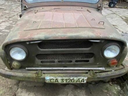УАЗ 469 1990 в Звенигородка на Automoto.ua Зеленый УАЗ 469, объемом двигателя 2.5 л и пробегом 250 тыс. км за 677 $, фото 1 на Automoto.ua