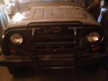 УАЗ 469 1991 в Славянске на Automoto.ua Зеленый УАЗ 469, объемом двигателя 0 л и пробегом 77 тыс. км за 2200 $, фото 1 на Automoto.ua