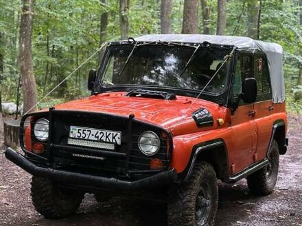 УАЗ 469 1992 в Ужгороде на Automoto.ua Оранжевый УАЗ 469, объемом двигателя 2.4 л и пробегом 10 тыс. км за 4000 $, фото 1 на Automoto.ua
