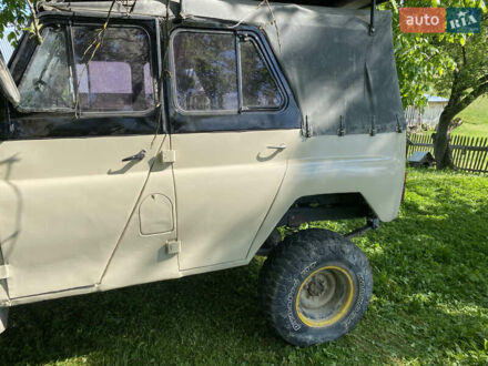УАЗ 469Б 1985 в Верховине на Automoto.ua Бежевый УАЗ 469Б, объемом двигателя 2.44 л и пробегом 30 тыс. км за 2000 $, фото 1 на Automoto.ua