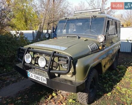 Зелений УАЗ 469Б, об'ємом двигуна 2.45 л та пробігом 100 тис. км за 3000 $, фото 2 на Automoto.ua