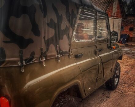 Зеленый УАЗ Другая, объемом двигателя 2.4 л и пробегом 56 тыс. км за 2500 $, фото 2 на Automoto.ua