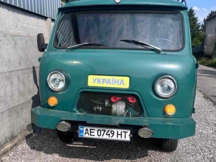 УАЗ Другая 1984 в Каменское - Днепродзержинск на Automoto.ua Зеленый УАЗ Другая, объемом двигателя 2.4 л и пробегом 1 тыс. км за 3300 $, фото 1 на Automoto.ua