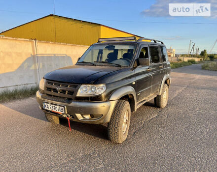 Черный УАЗ Патриот, объемом двигателя 2.7 л и пробегом 170 тыс. км за 3999 $, фото 1 на Automoto.ua
