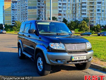 Чорний УАЗ Патріот, об'ємом двигуна 2.7 л та пробігом 187 тис. км за 3800 $, фото 1 на Automoto.ua