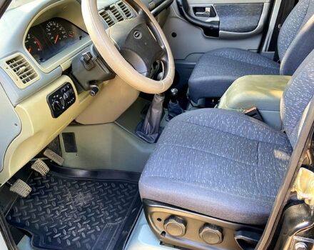 УАЗ Патриот, объемом двигателя 2.7 л и пробегом 37 тыс. км за 4500 $, фото 4 на Automoto.ua